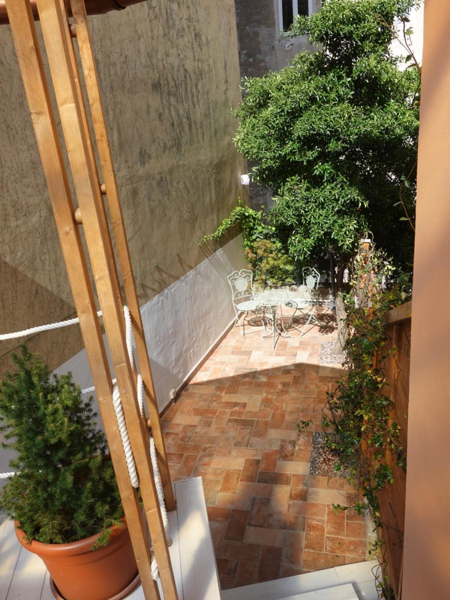 Cavana Cosy Apartment With Garden Near The Sea Trieste Extérieur photo